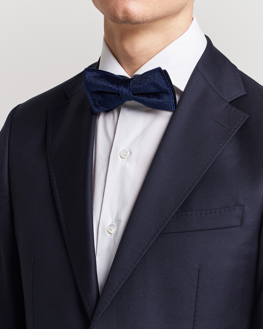 Herren |  | Amanda Christensen | Velvet Pre Tie Navy