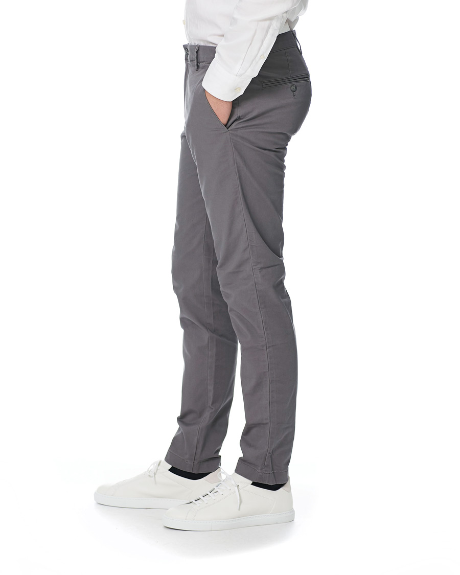 Herren | Hosen | Club Monaco | Connor Cotton Stretch Chino Grey