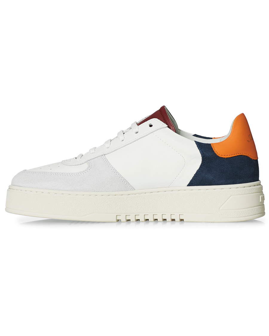 Herren | Axel Arigato Orbit Sneaker White/Blue/Orange | Axel Arigato | Orbit Sneaker White/Blue/Orange