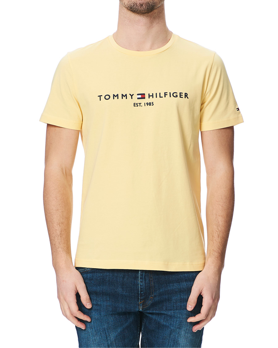 Herren | T-Shirts | Tommy Hilfiger | Logo Crew Neck Tee Delicate Yellow