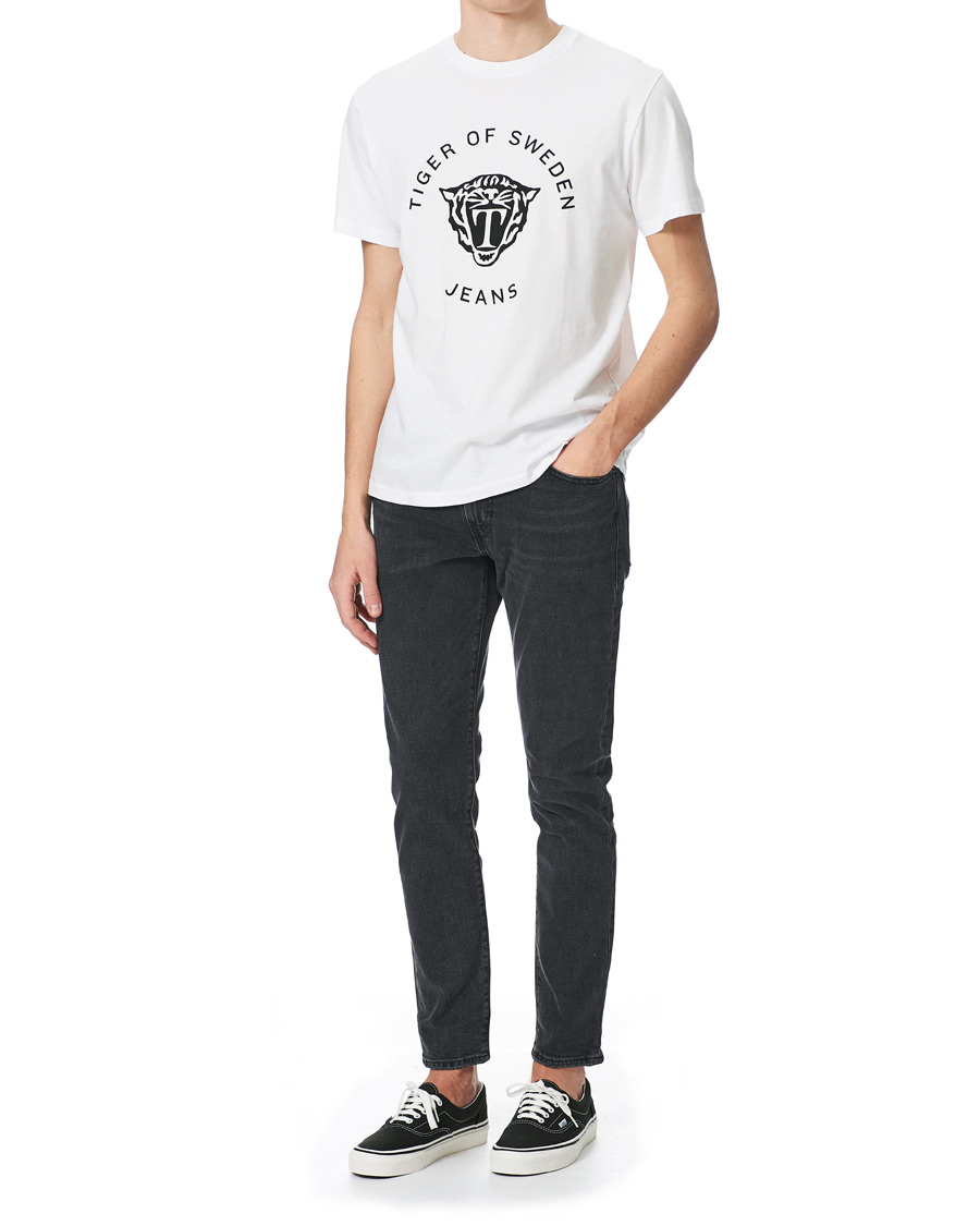 Herren | T-Shirts | Tiger of Sweden Jeans | Fleek Logo Crew Neck Tee White