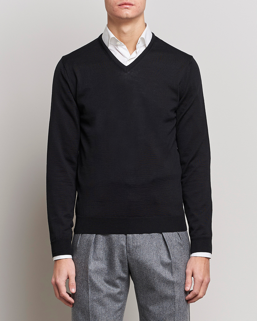 Herren | Pullover | Stenströms | Merino V-Neck Black