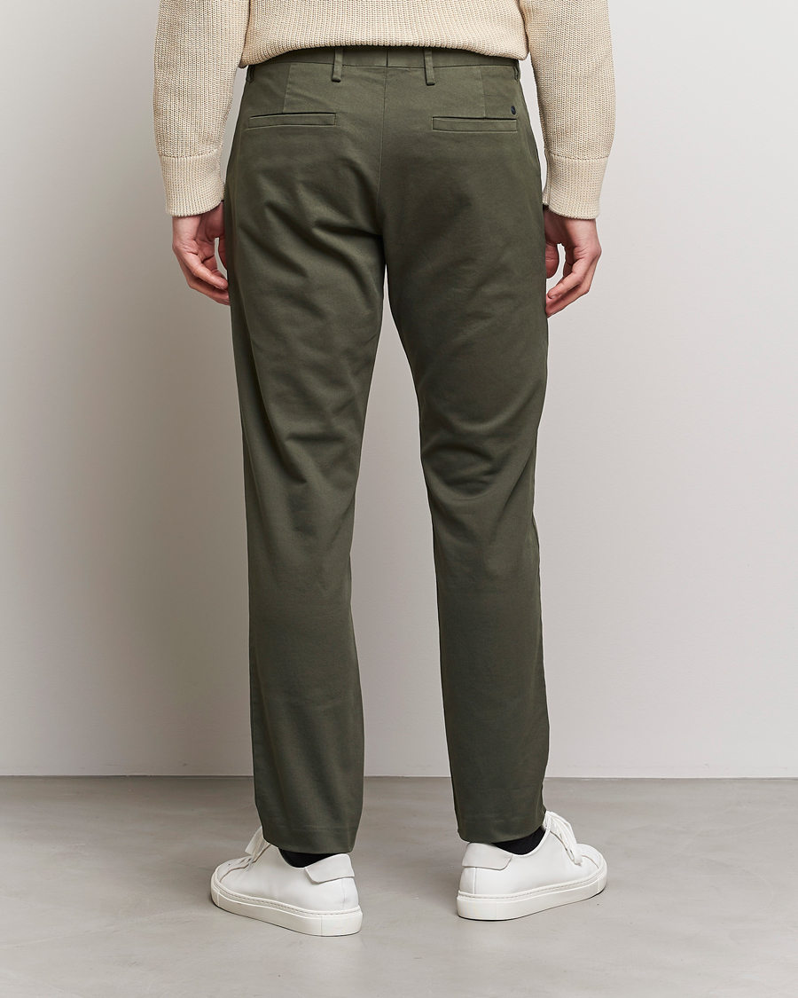 Herren | Hosen | NN07 | Theo Regular Fit Stretch Chinos Army Green