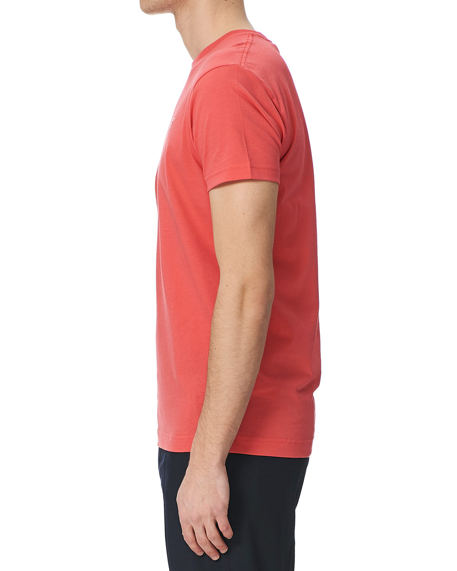 Herren | T-Shirts | GANT | The Original Tee Paradise Pink