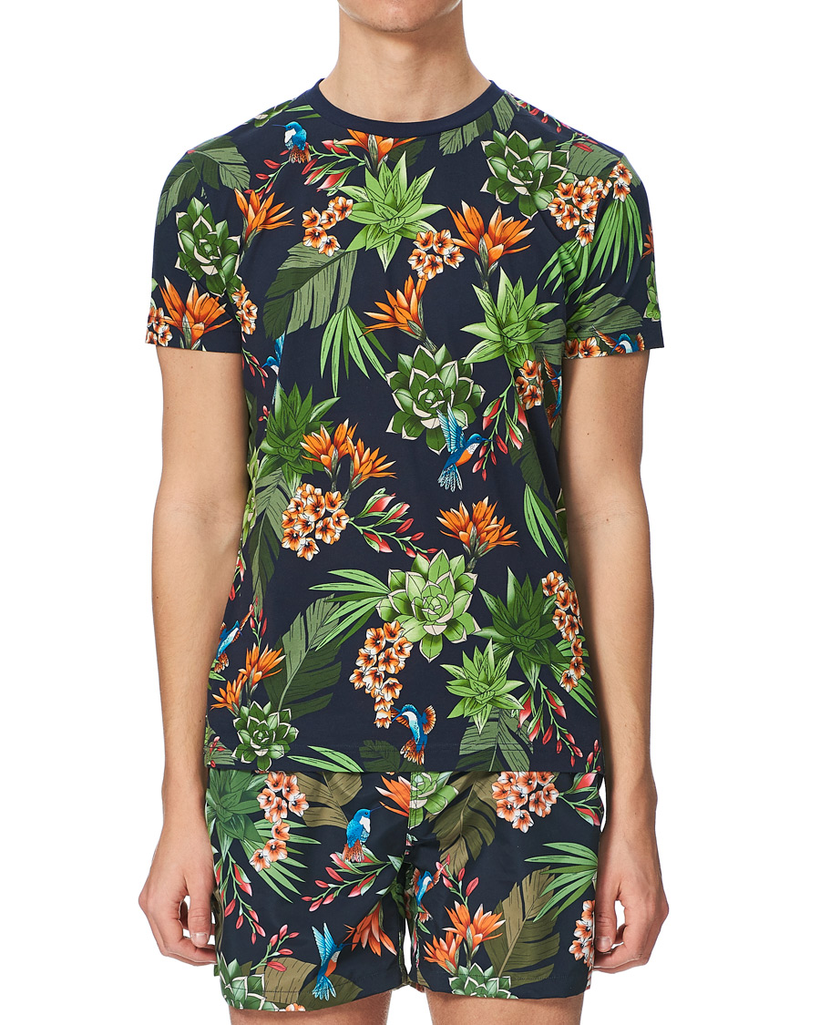 Herren | T-Shirts | GANT | Printed Humming Garden Tee Evening Blue