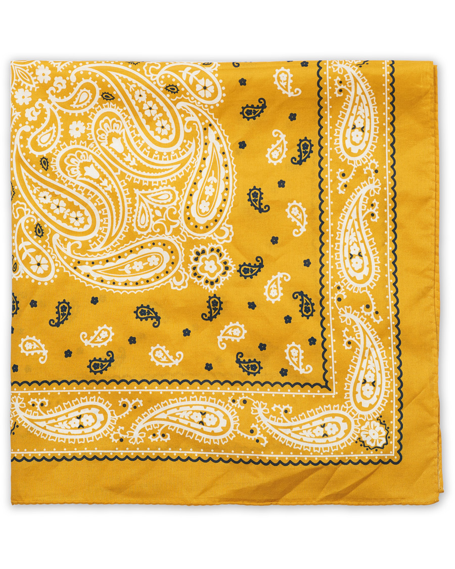 Herren | Amanda Christensen Cotton Voilé Printed Paisley Bandana Yellow | Amanda Christensen | Cotton Voilé Printed Paisley Bandana Yellow