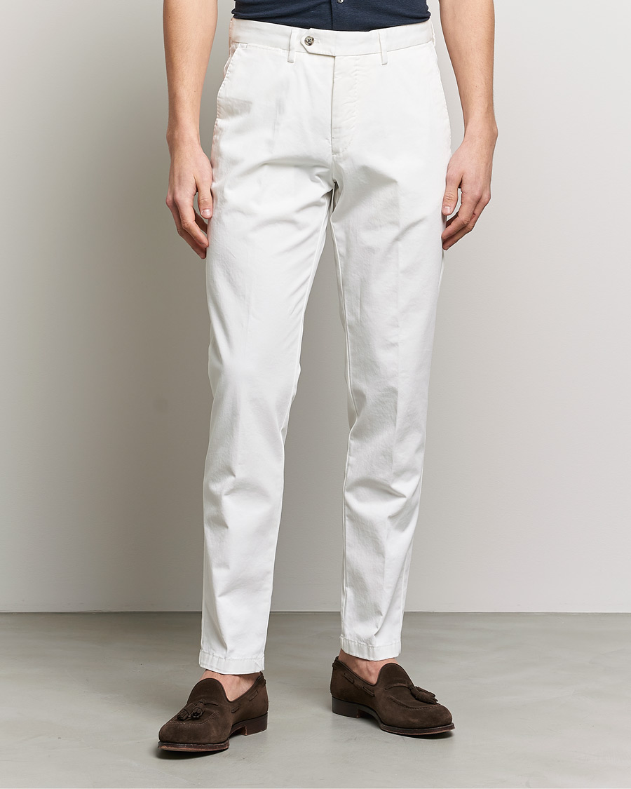 Herren |  | Oscar Jacobson | Danwick Side Adjusters Chino Creme