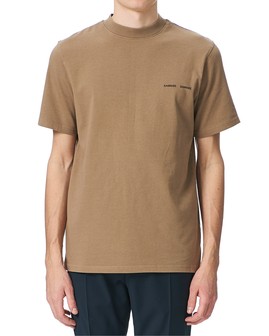Herren | T-Shirts | Samsøe Samsøe | Samsøe & Samsøe Norsbro Short Sleeve Logo Tee Caribou