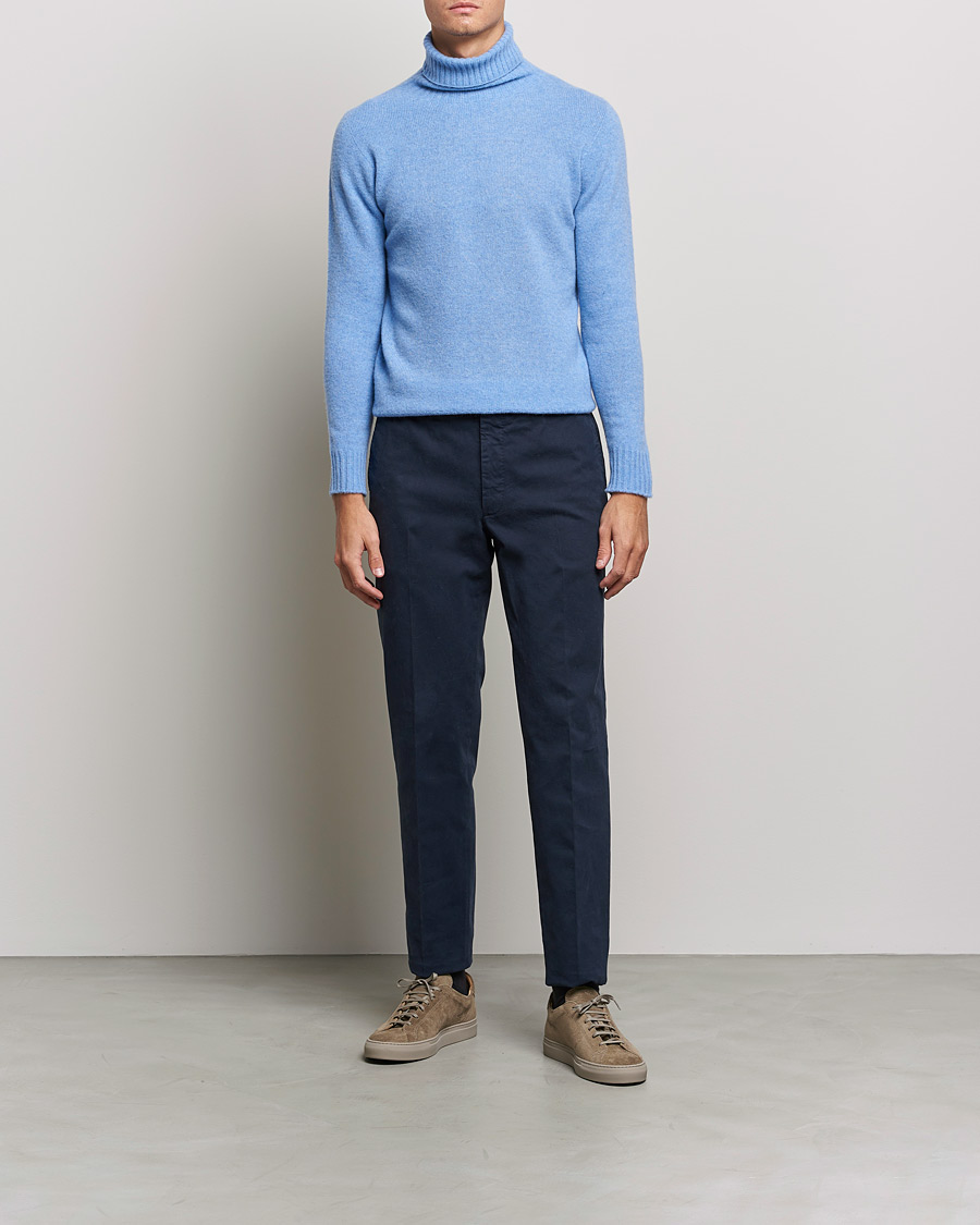 Herren | Rollkragenpullover | Altea | Wool/Cashmere Turtleneck Sweater Light Blue