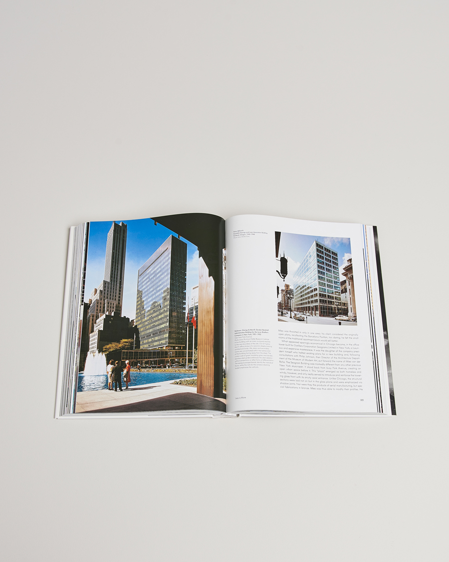 Herren | Bücher | New Mags | Architecture in the 20th Century