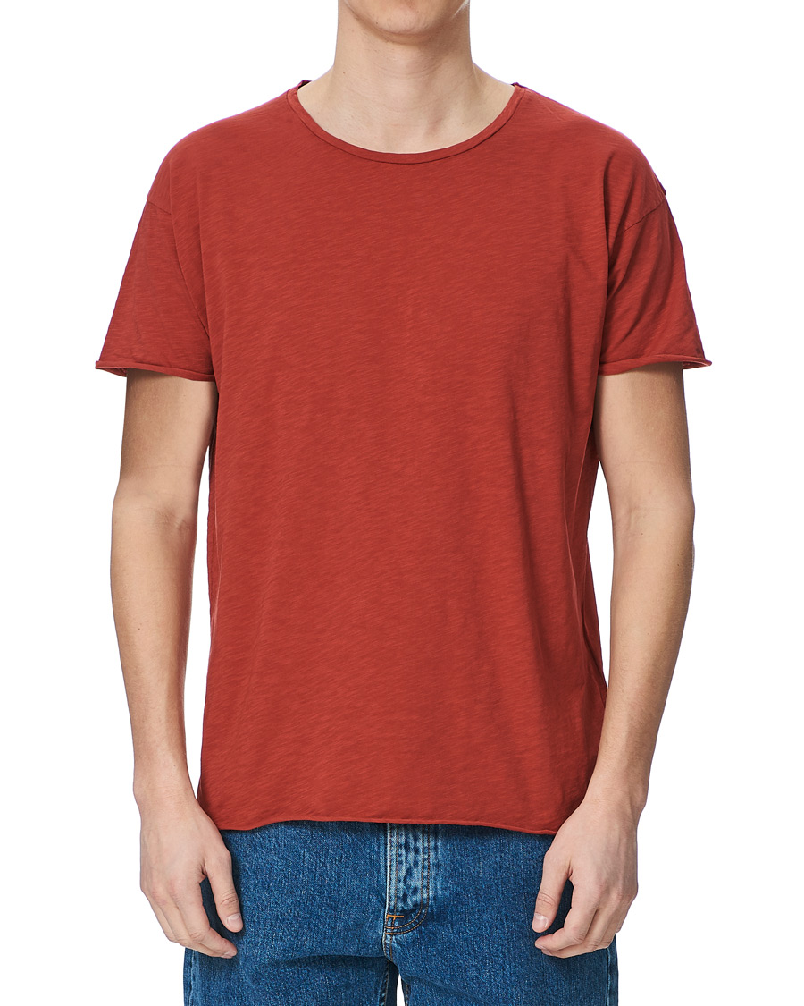 Herren |  | Nudie Jeans | Roger Slub Crew Neck Tee Poppy Red