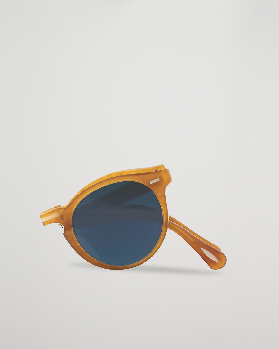 Herren | Oliver Peoples Gregory Peck 1962 Folding Sunglasses Matte Amber | Oliver Peoples | Gregory Peck 1962 Folding Sunglasses Matte Amber