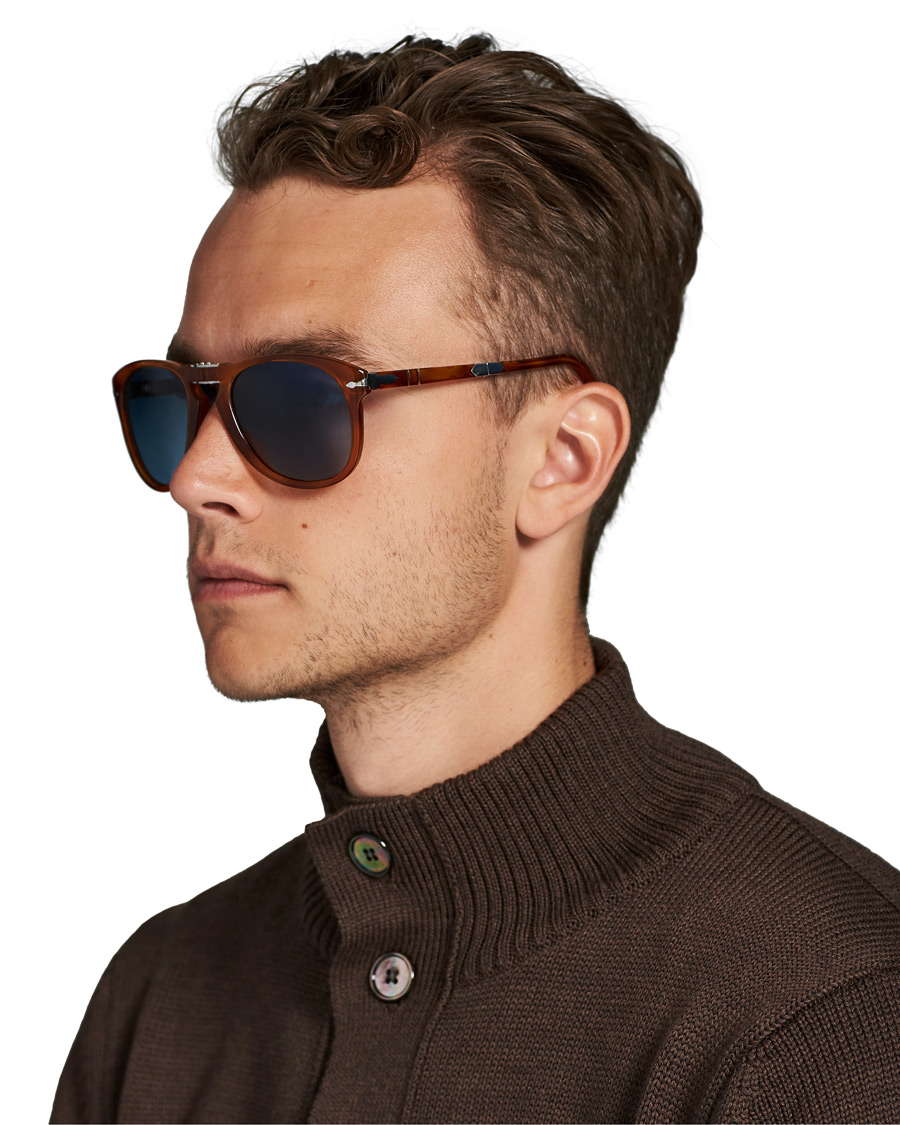 Herren | Persol 0OPO0714 Steve McQueen Sunglasses Light Havana/Blue | Persol | 0OPO0714 Steve McQueen Sunglasses Light Havana/Blue