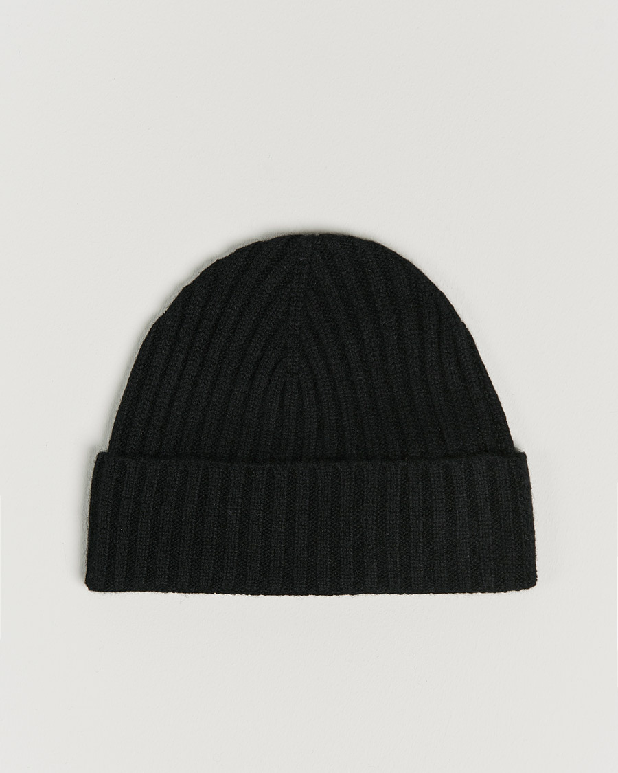 Herren | Amanda Christensen Rib Knitted Cashmere Cap Black | Amanda Christensen | Rib Knitted Cashmere Cap Black
