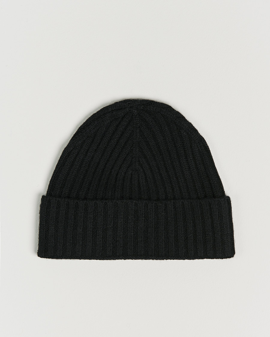 Herren | Amanda Christensen Rib Knitted Cashmere Cap Black | Amanda Christensen | Rib Knitted Cashmere Cap Black