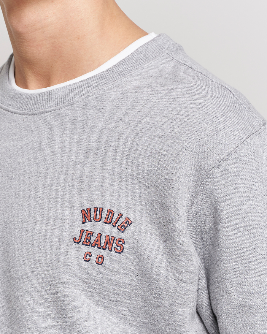 Herren | Pullover | Nudie Jeans | Frasse Logo Sweatshirt Grey melange