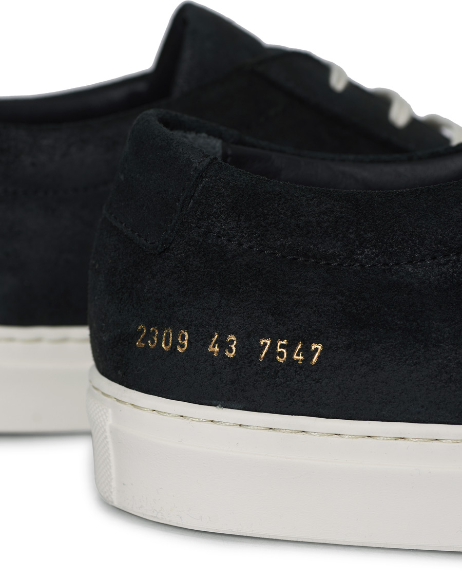Herren | Common Projects Original Achilles Sneaker Black Waxed Suede | Common Projects | Original Achilles Sneaker Black Waxed Suede