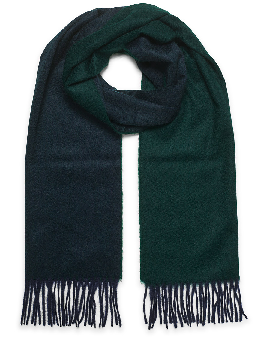 Herren | Begg & Co Arran Reversible Cashmere Scarf Navy/Tartan Green | Begg & Co | Arran Reversible Cashmere Scarf Navy/Tartan Green