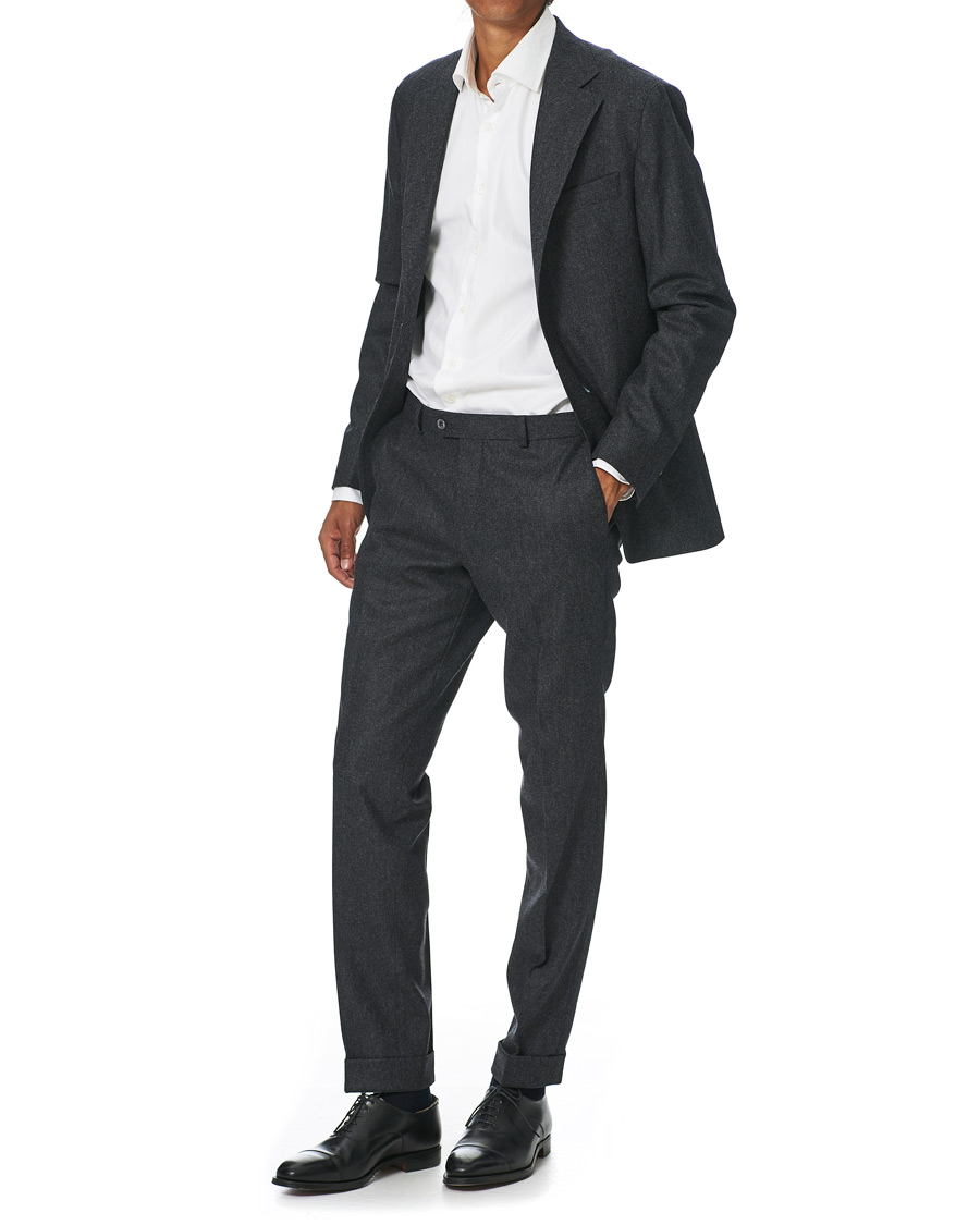 Herren | Hosen | Oscar Jacobson | Denz Turn Up Flannel Trousers Charcoal