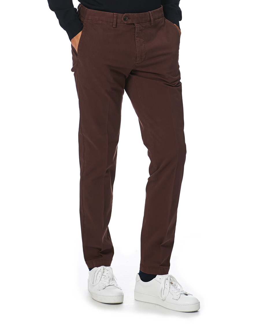 Herren | Hosen | Oscar Jacobson | Danwick Side Adjusters Chino Burgundy