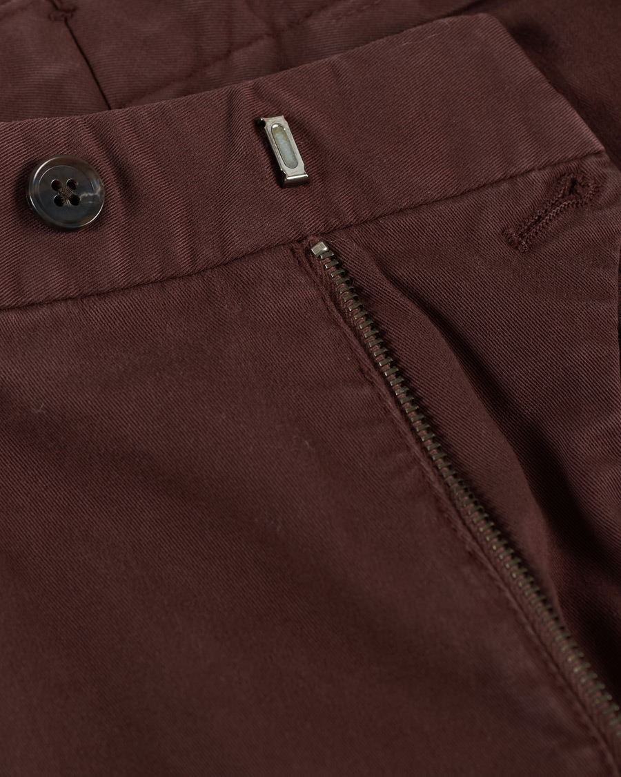 Herren | Hosen | Oscar Jacobson | Danwick Side Adjusters Chino Burgundy