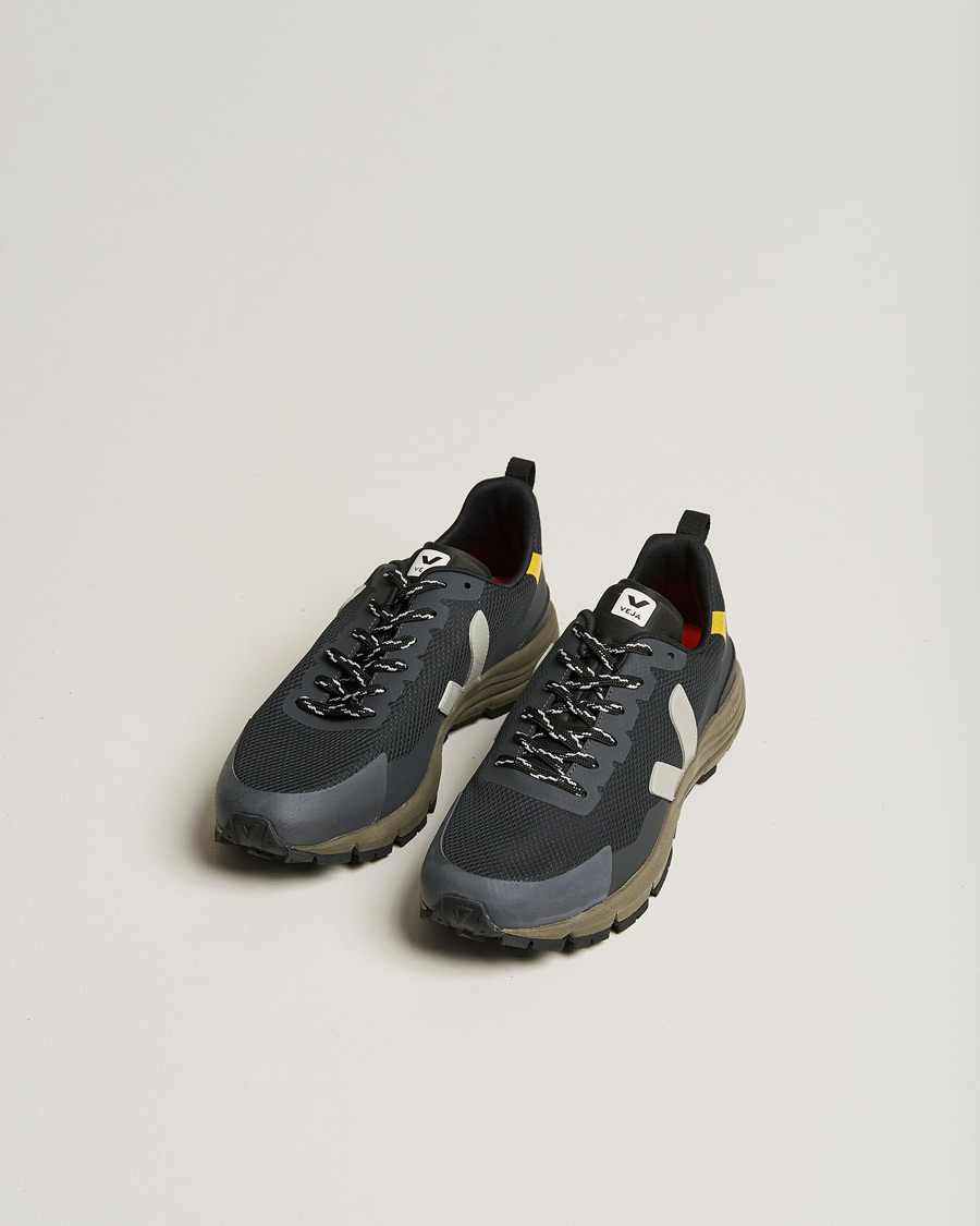 Men | Contemporary Creators | Veja | Dekkan Vibram Running Sneaker Black Oxford/Grey Tonic