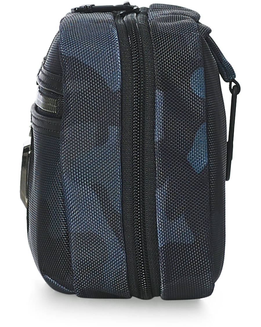 Herren | TUMI Alpha Bravo Reno Travel Kit Navy Camouflage | TUMI | Alpha Bravo Reno Travel Kit Navy Camouflage