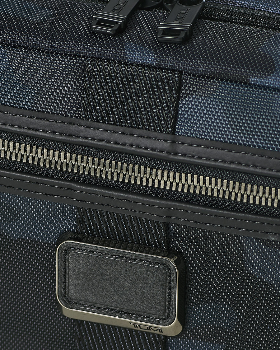 Herren | TUMI Alpha Bravo Reno Travel Kit Navy Camouflage | TUMI | Alpha Bravo Reno Travel Kit Navy Camouflage