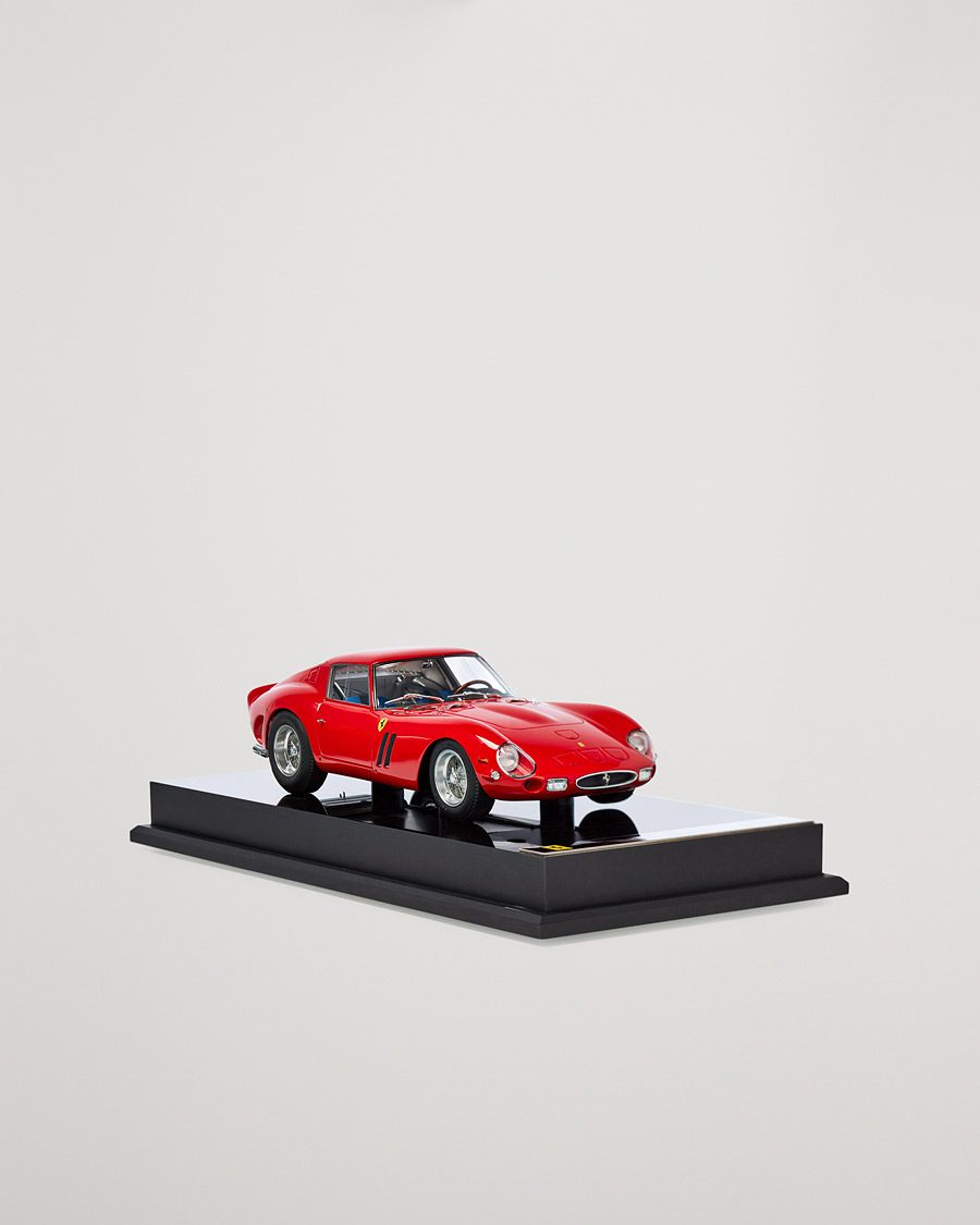 Herren |  | Ralph Lauren Home | Ferrari 250 GTO Model Car Red