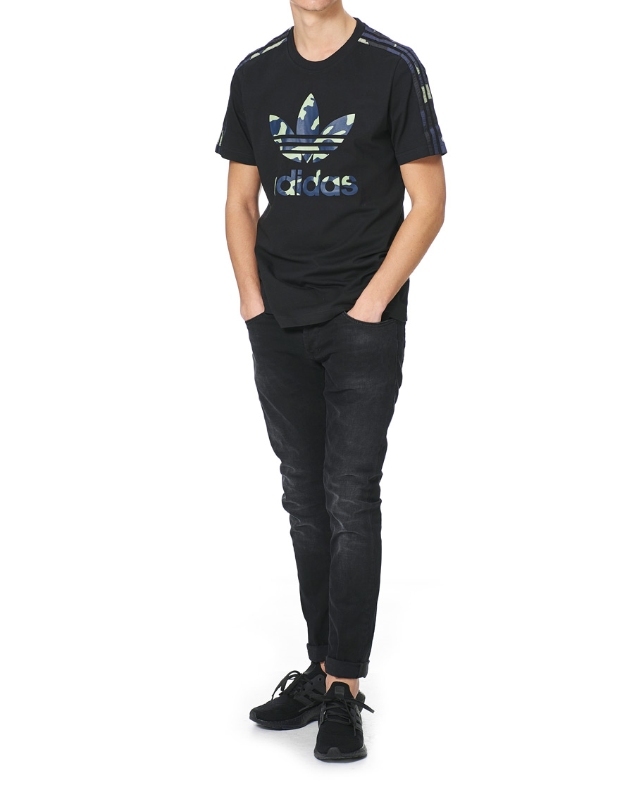 Herren | T-Shirts | adidas Originals | Camo Infill Tee Black