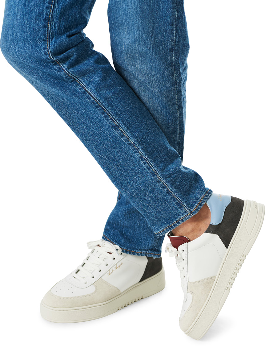 Herren | Axel Arigato Orbit Sneaker White/Blue/Red | Axel Arigato | Orbit Sneaker White/Blue/Red