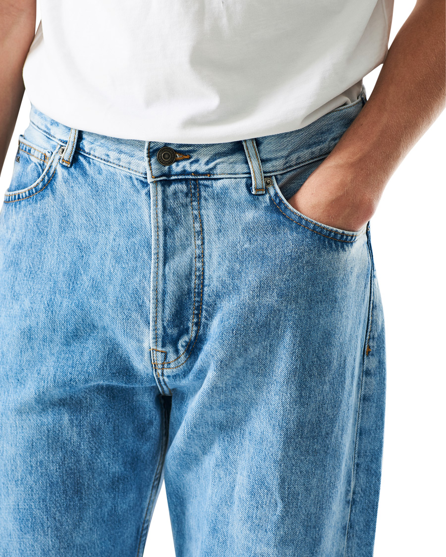 Herren | Jeans | J.Lindeberg | Johnny Light Washed Loose Jeans Light Blue