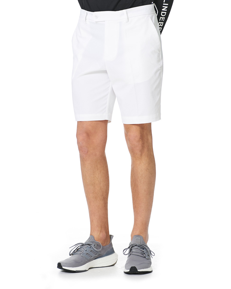 Herren | Shorts | J.Lindeberg | Vent Tight Golf Shorts White