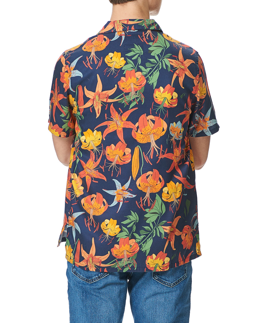 Herren | Hemden | Nudie Jeans | Arvid Printed Lillies Short Sleeve Shirt Deep Blue
