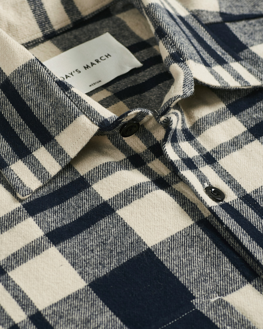 Herren | Hemden | A Day's March | Cardiff Checked Flannel Shirt Off White/Navy