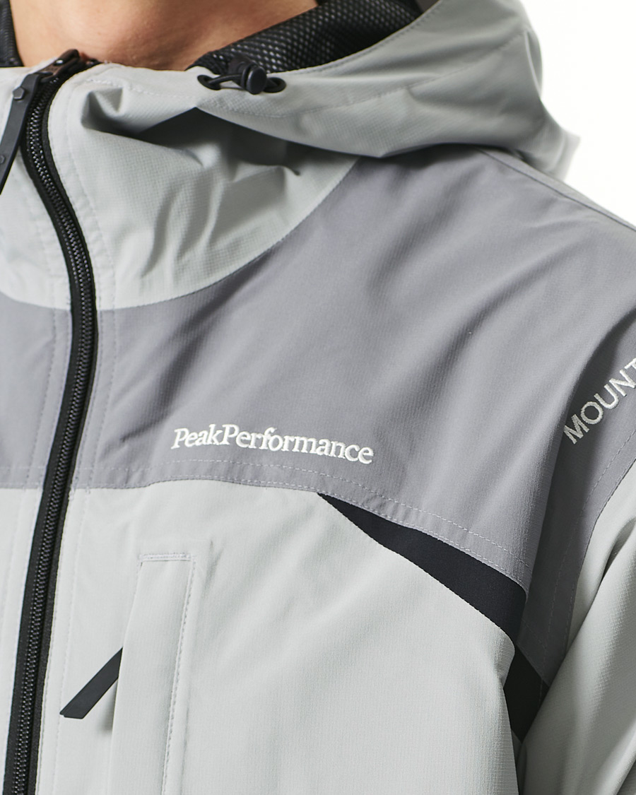 Herren | Jacken | Peak Performance | Stowaway Anorak Mist