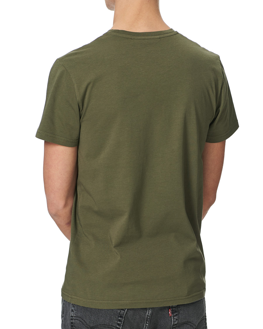 Herren | T-Shirts | Peak Performance | Original Logo Crew Neck Tee Pine Neddle