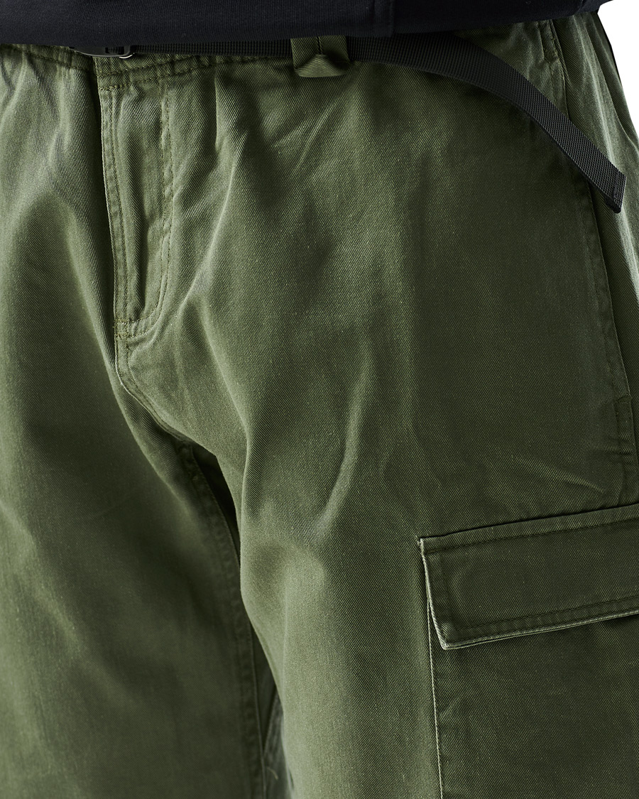 Herren | Shorts | Peak Performance | Cotton Cargo Shorts Pine Neddle