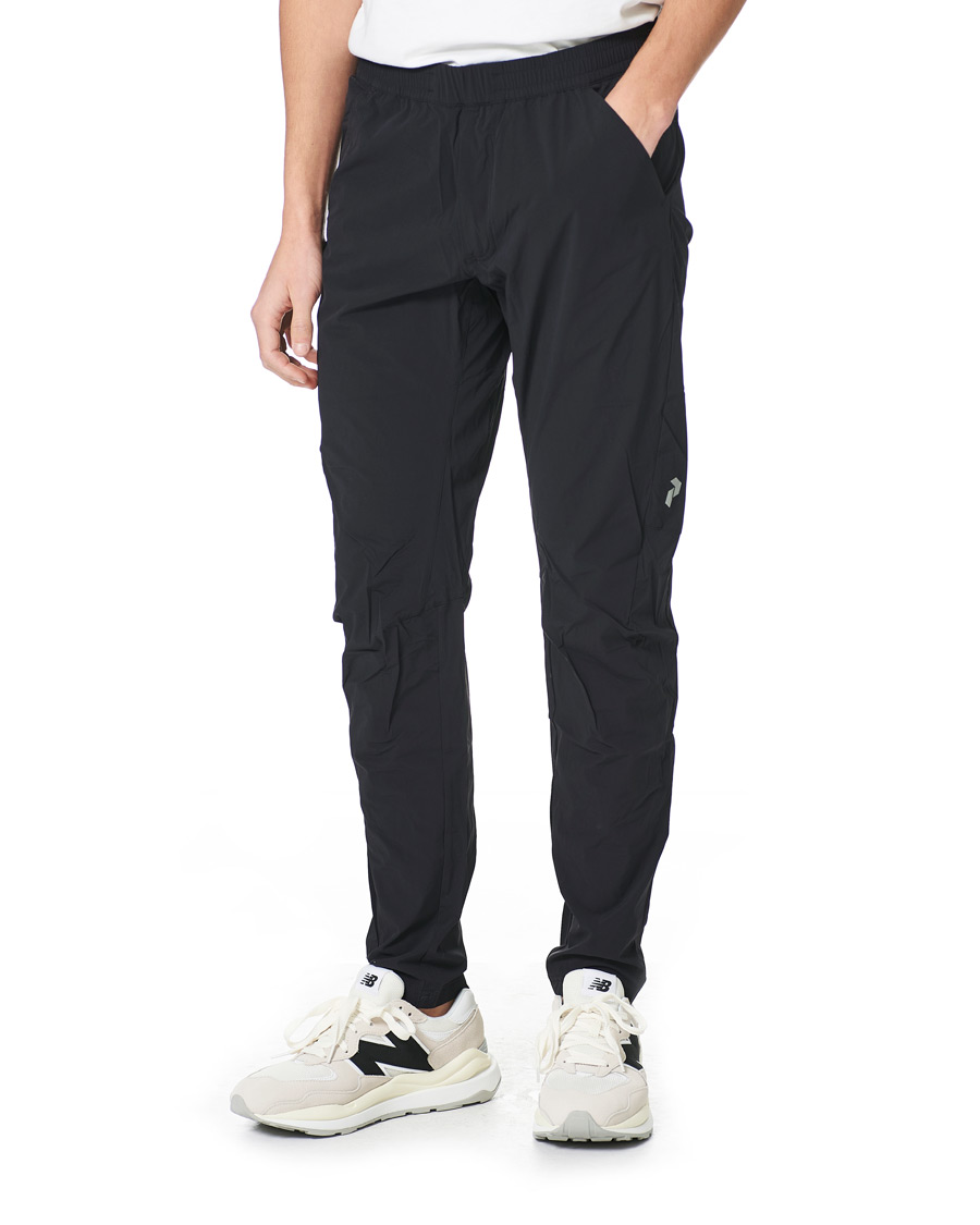 Herren | Hosen | Peak Performance | Tech Light Wowen Pant Black