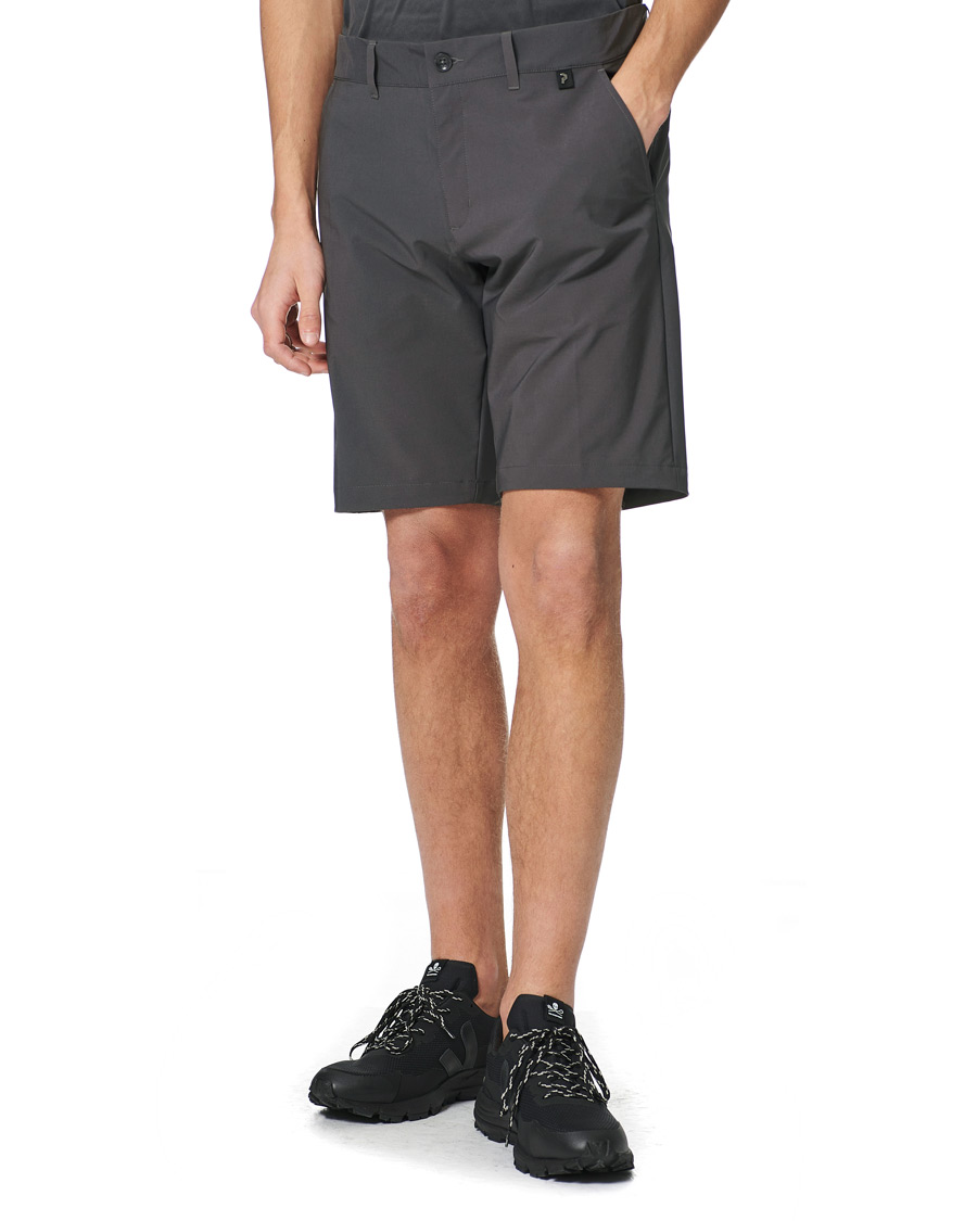 Herren | Shorts | Peak Performance | Flier Shorts Motion Grey