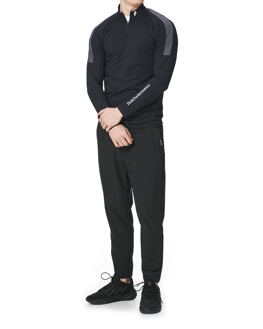 Herren | T-Shirts | Peak Performance | Chase Half Zip Long Sleeve Tee Black