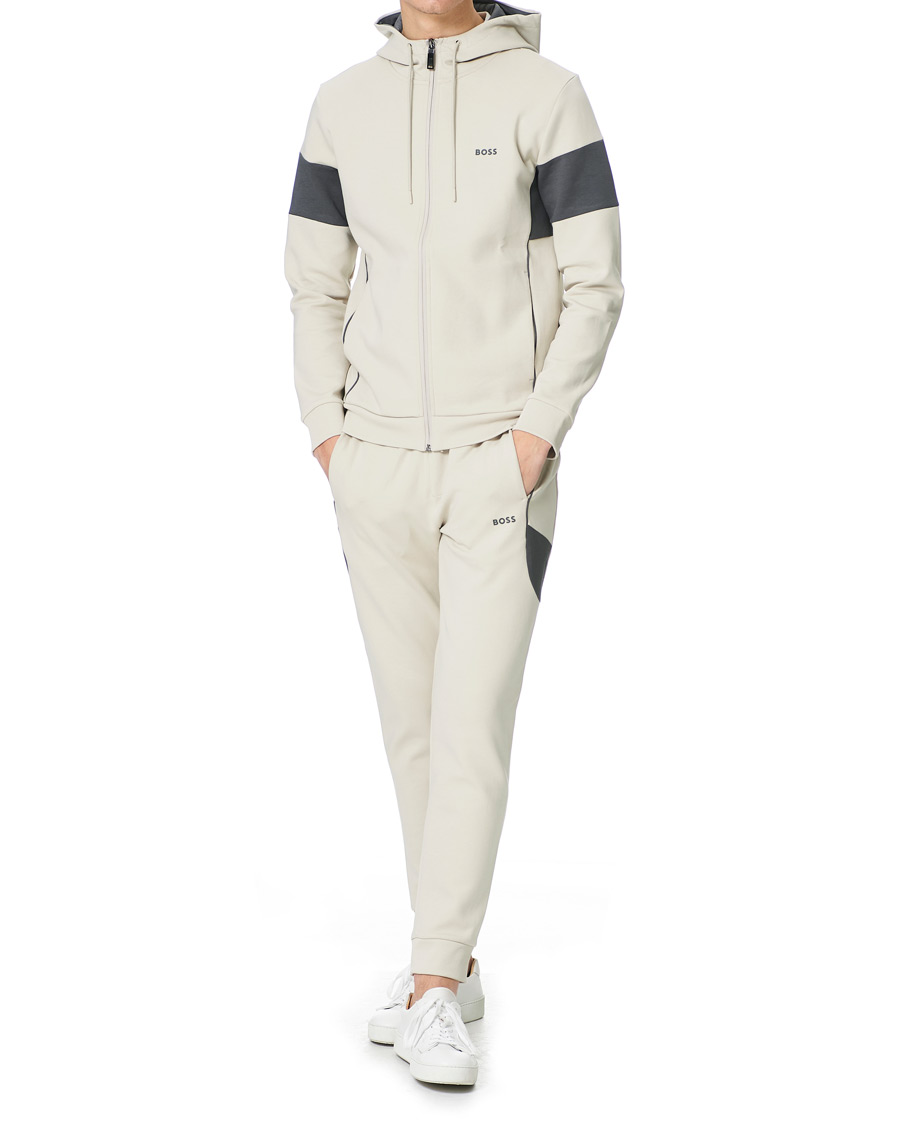Athleisure tracksuit outlet