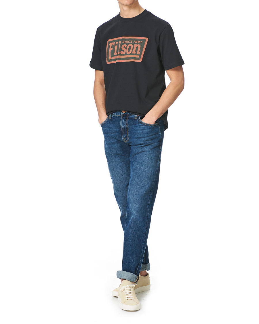 Herren | T-Shirts | Filson | Made In USA Pioneer Graphic Tee Black