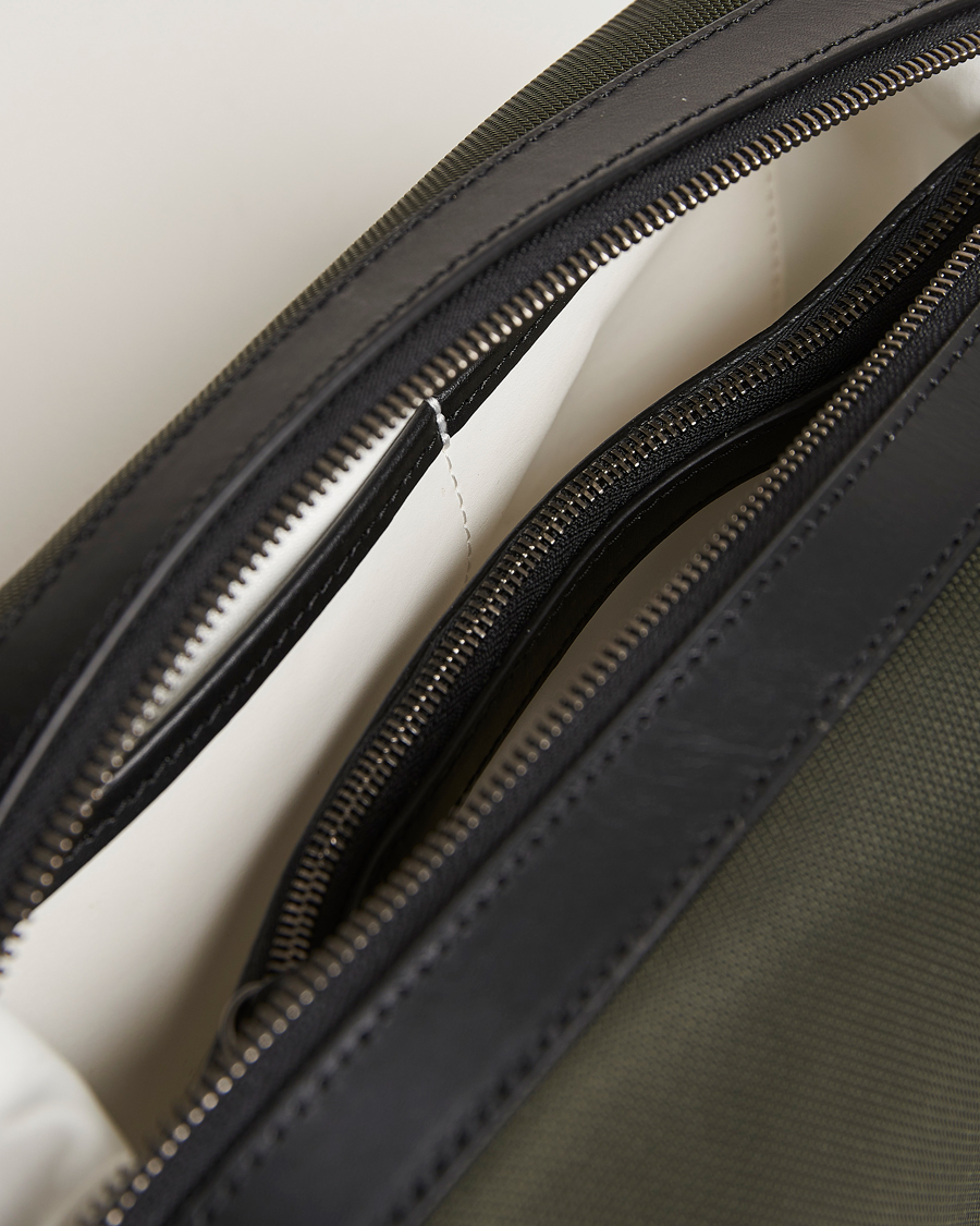 Herren | Mismo M/S Nylon Washbag Skagerrak/Black | Mismo | M/S Nylon Washbag Skagerrak/Black