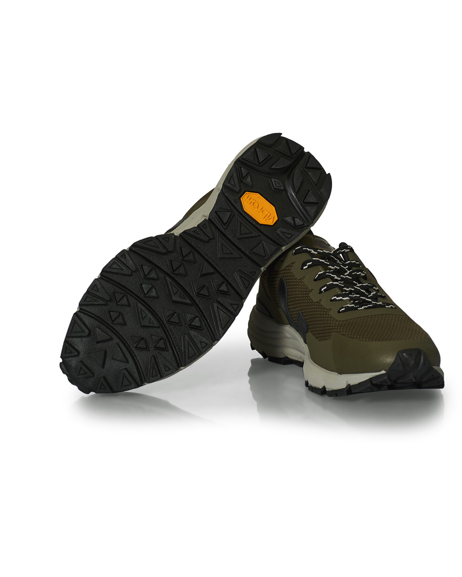 Herren | Veja Dekkan Vibram Running Sneaker Khaki/Black | Veja | Dekkan Vibram Running Sneaker Khaki/Black