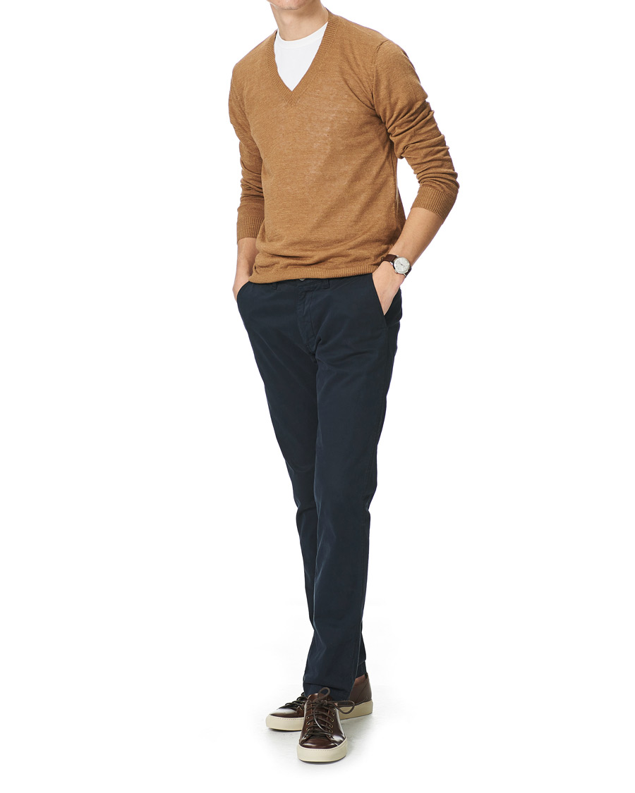 Herren | Pullover | Oscar Jacobson | Lionel Linen/Cotton V-Neck Brown