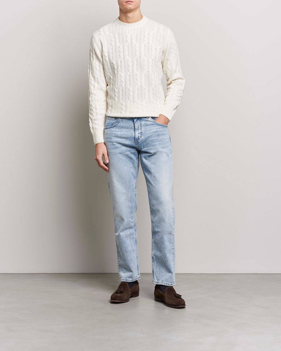 Herren | Jeans | Oscar Jacobson | Johan Straight Fit Cotton Stretch Jeans Light Wash