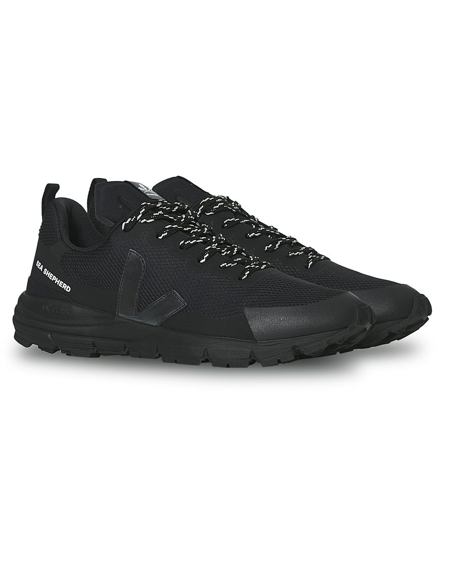 Herren | Veja VEJA X Sea Shepherd Dekkan Vibram Running Sneaker Black | Veja | X Sea Shepherd Dekkan Vibram Running Sneaker Black