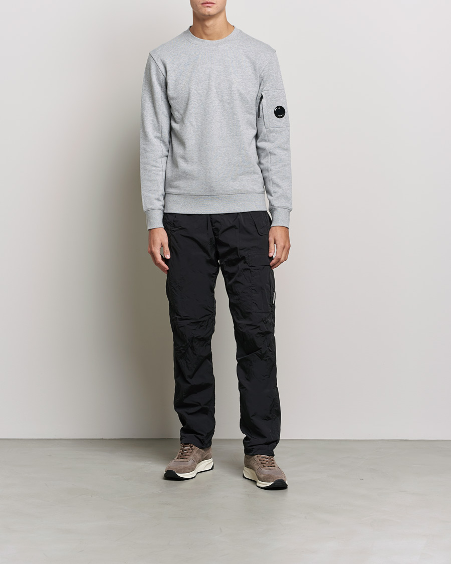Herren | C.P. Company | C.P. Company | Diagonal Raised Fleece Lens Sweatshirt Grey Mel
