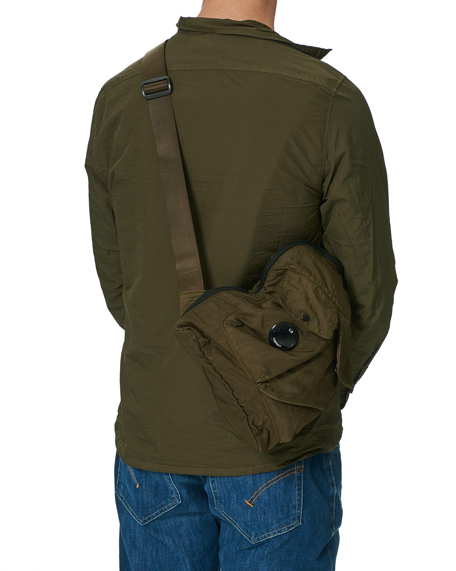 Herren | C.P. Company Nylon B Shoulder Bag Olive | C.P. Company | Nylon B Shoulder Bag Olive